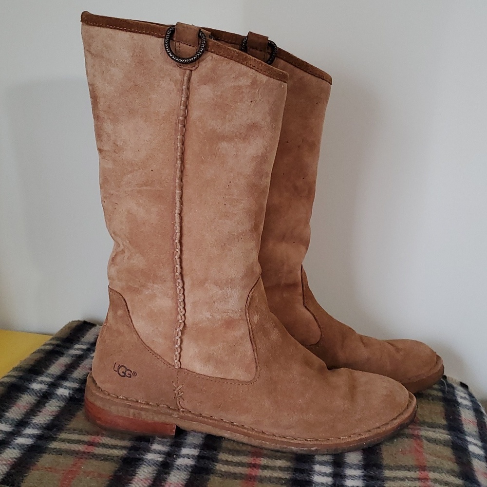 UGG Daphne Tall Suede Winter Boots in Chestnut Tan - Size 7 - Picture 4 of 9